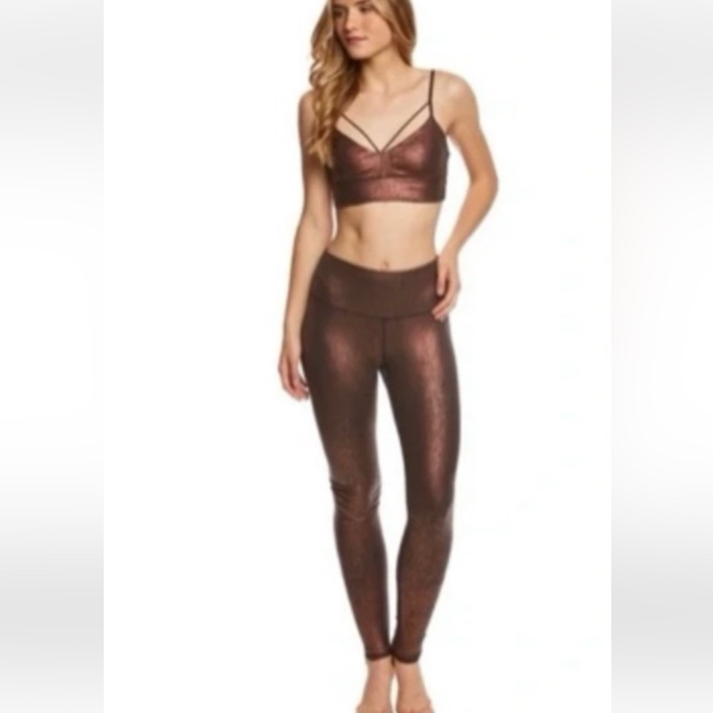 ALO Yoga Metallic Bronze High-Waist Leggings & Bralette